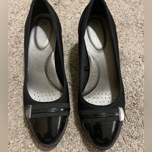 Women’s wedge shoes